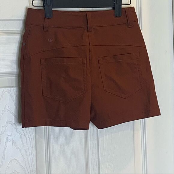 Lululemon City Sleek 5 Pocket High-Rise Short 4"  Dark Terracotta Size 24 - Picture 4 of 8